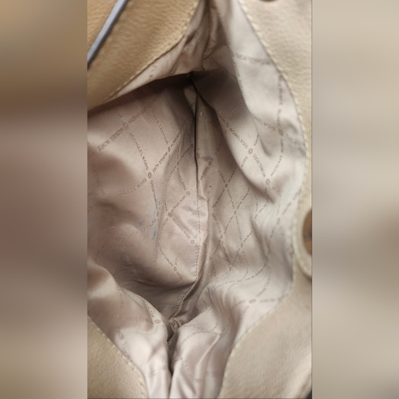 Michael Kors Nicole Large Pebbled Leather Tote Bag In Bisque - Picture 15 of 15